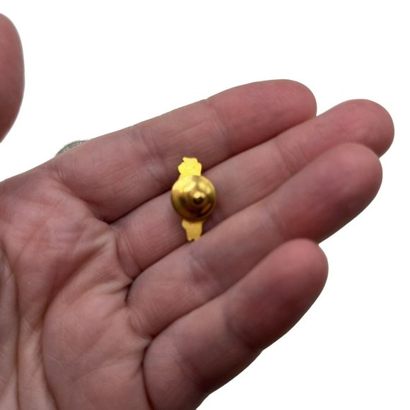 Vintage O.C. Tanner Car Pin – Gold‎ Tones, Salt Lake City Utah Original - Picture 3 of 4
